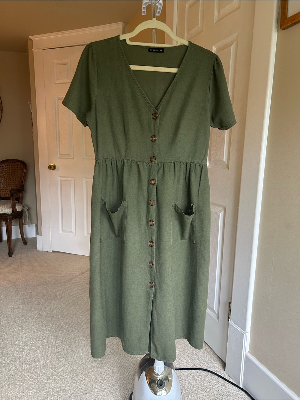 Color On Olive Green Button-Front Midi Dress with Pockets  Medium